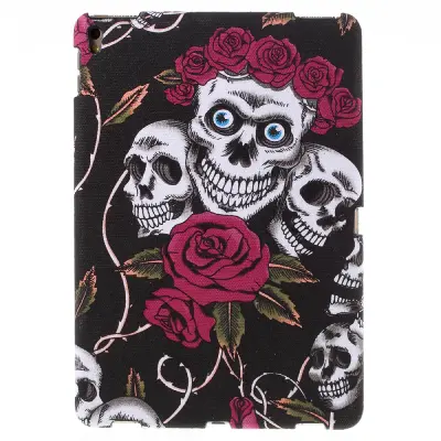 Baksidesskal till Apple iPad Pro 9.7 - Flowers Skull