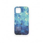 Wilma Clover Climate Change Skal till iPhone 11 blue