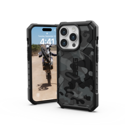 UAG iPhone 15 Pro Max Mobilskal Magsafe Pathfiner SE - Midnight Camo
