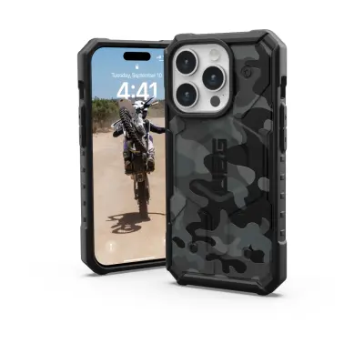 UAG Pathfinder Case SE MagSafe (iPhone 15 Pro) - Midnight Camo