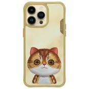 Nimmy iPhone 15 Pro Max Mobilskal Big Eyed Pet 2.0 Cat - Khaki