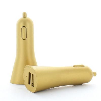 Ladda två enheter samtidigt med Daul Port USB billaddare (Gold)