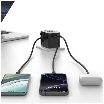 USAMS Reseladdare Adapter CC308 2xUSB-C 17W 4-i-1 US/AU/EU/UK – Svart