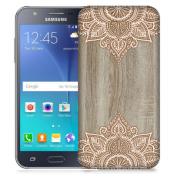 Skal till Samsung Galaxy J5 - Trä - Mandala