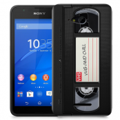 Skal till Sony Xperia E4g - VHS and Chill